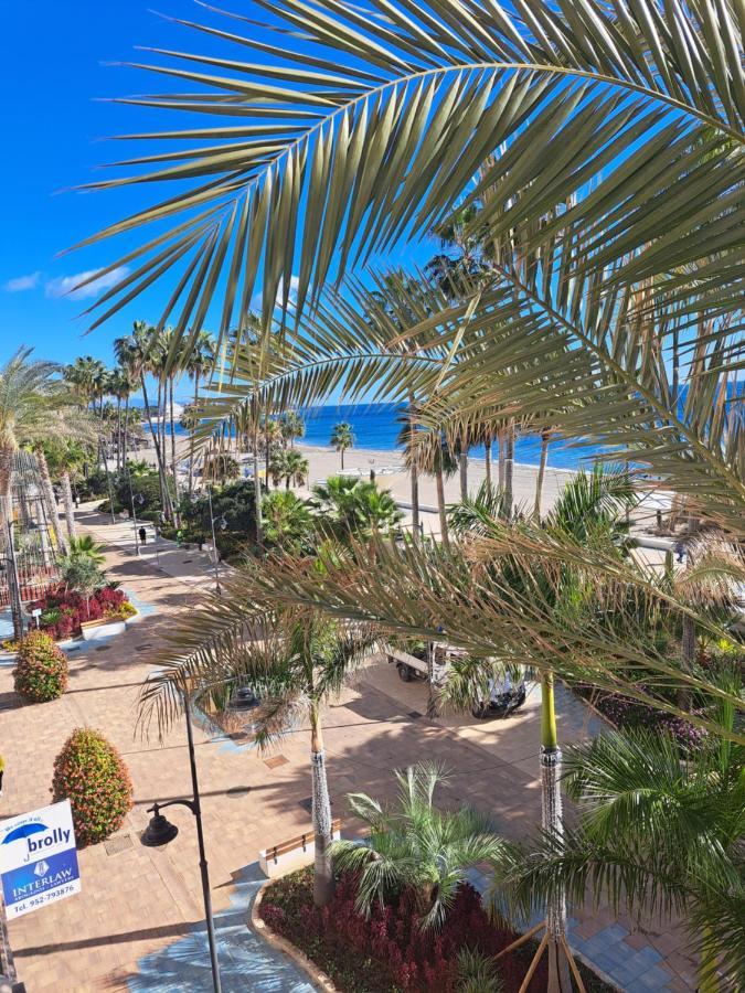 Apartamento Frente A La Playa Piso 2 Естепона Екстер'єр фото